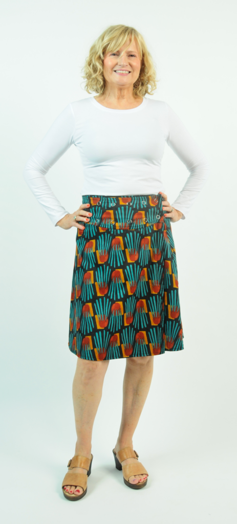 OM Designs CHAMELEON REVERSIBLE SKIRT -
BURGUNDY DREAMS / FOREST DREAMS main image 1