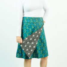 Chameleon Reversible Skirt – Stars / Virus Black